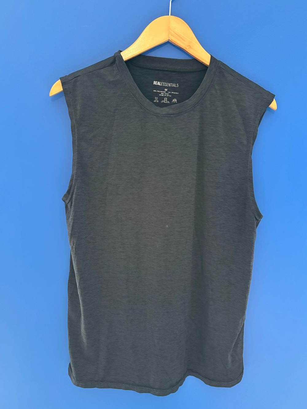 {Real Essentials} Men's Black Sleeveless Muscle Tank size M